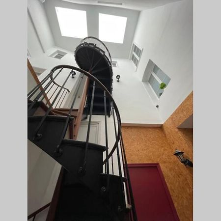 Appartement  La vie est belle  au cœur de Sézanne Exterior foto